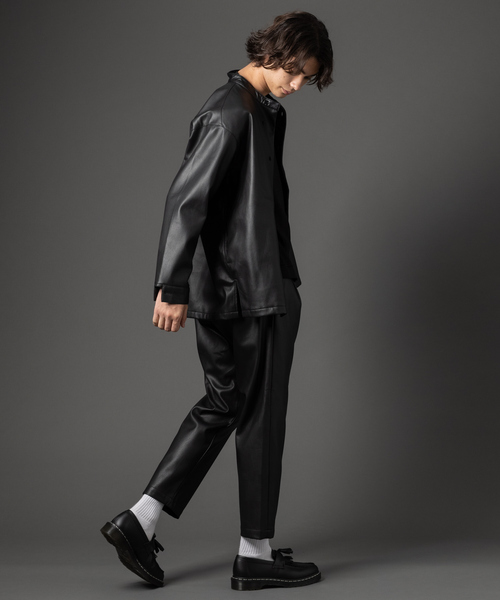 MYSELF ABAHOUSE（マイセルフアバハウス）の「【MYSELF ABAHOUSE】ネオレザー ワンタック スリム テーパード パンツ（その他パンツ・メンズ・グレイッシュベージュ/ブラック・46/48）」の14枚目の写真