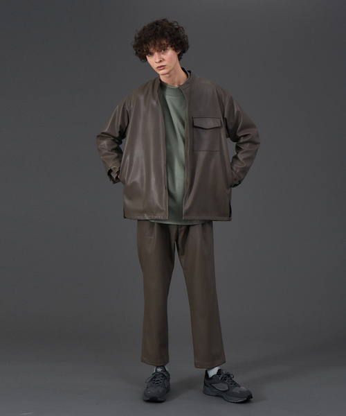 MYSELF ABAHOUSE（マイセルフアバハウス）の「【MYSELF ABAHOUSE】ネオレザー ワンタック スリム テーパード パンツ（その他パンツ・メンズ・グレイッシュベージュ/ブラック・46/48）」の20枚目の写真