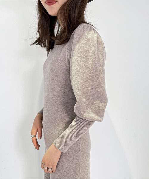 EPIMI E'PIMMY（エピミエピミー）の「パフスリーブフレアニットワンピース（ワンピース・レディース・ベージュ/ダークブルー/ピンクベージュ・MEDIUM）」の14枚目の写真