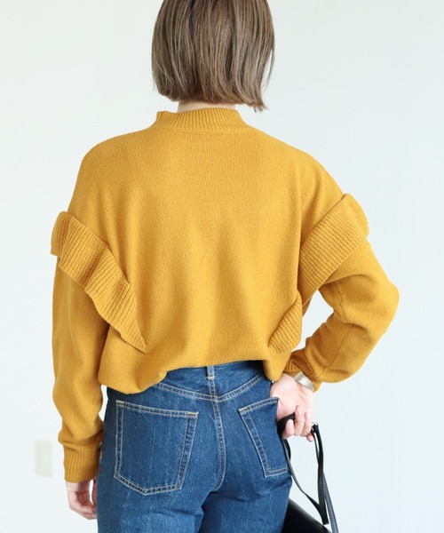 reca（レカ）の「ショルダーフリルニット（ニット/セーター・レディース・アイボリー/ブラック/マスタード・M）」の4枚目の写真