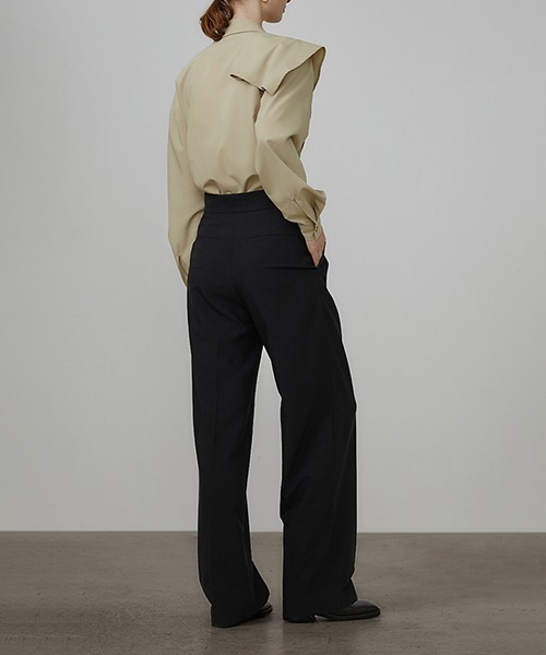 UNSPOKEN（アンスポクン）の「【UNSPOKEN】Asymmetry draped shirt UQ21S024（シャツ/ブラウス・レディース・ベージュ・M/S）」の7枚目の写真