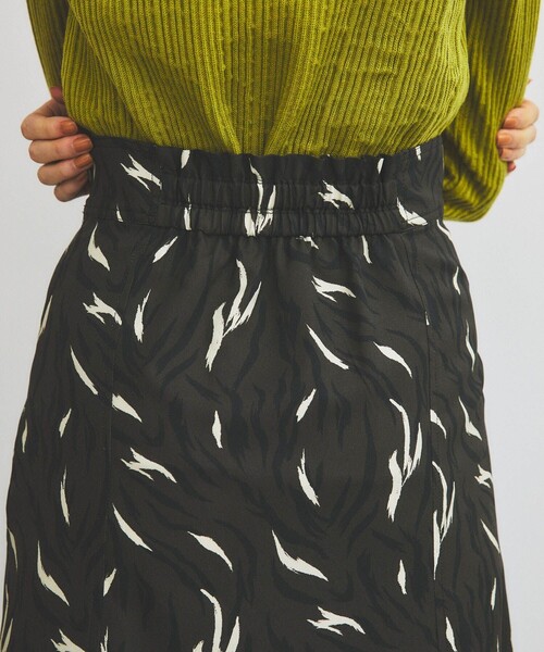 INella（イネラ）の「【INella(イネラ)】ラフペイントセミフレアースカート（スカート・レディース・ピンク/ブラウン・2/1）」の9枚目の写真