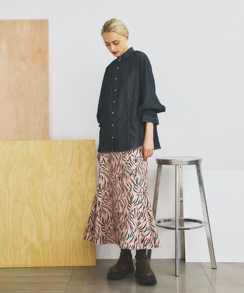 INella（イネラ）の「【INella(イネラ)】ラフペイントセミフレアースカート（スカート・レディース・ピンク/ブラウン・2/1）」の13枚目の写真