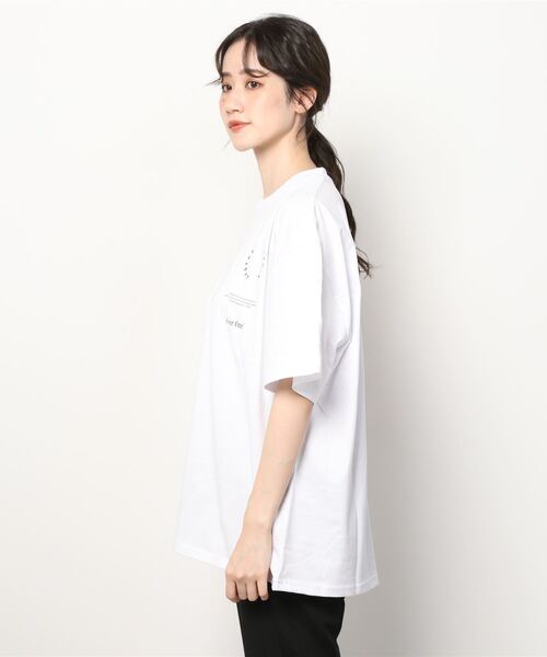 LEGENDA(レジェンダ)の「レジェンダ Tribal Rose エンブロイダリー Tシャツ / LEGENDA Tribal Rose Embroidery T-Shirt (Tシャツ/カットソー・メンズ・ホワイト×レッド/ブラック×レッド/ブラック×パープル/ブラック×ホワイト/ホワイト×パープル/ホワイト×ホワイト/ホワイト×エメラルドグリーン/ブラック×グリーン/ホワイト×ブルー/ブラック×ブルー・FREE)」の11枚目の写真