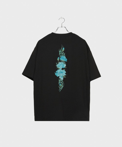 LEGENDA(レジェンダ)の「レジェンダ Tribal Rose エンブロイダリー Tシャツ / LEGENDA Tribal Rose Embroidery T-Shirt (Tシャツ/カットソー・メンズ・ホワイト×レッド/ブラック×レッド/ブラック×パープル/ブラック×ホワイト/ホワイト×パープル/ホワイト×ホワイト/ホワイト×エメラルドグリーン/ブラック×グリーン/ホワイト×ブルー/ブラック×ブルー・FREE)」の10枚目の写真