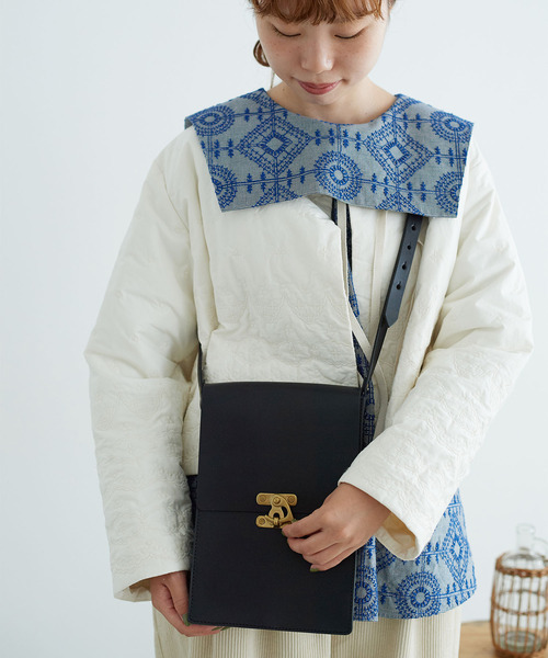 chambre de charme（シャンブルドゥシャーム）の「cdc leather　郵便バッグ（ショルダーバッグ・レディース・ブラック/ベージュ・FREE）」の22枚目の写真