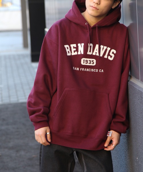 BEN DAVIS（ベンデイビス）の「【別注】【BEN DAVIS】COLLEGE LOGO HOODIE /カレッジロゴパーカー（パーカー・メンズ・ネイビー/オートミール/ワイン/チャコール/グリーン系・MEDIUM/LARGE/X-LARGE）」の5枚目の写真
