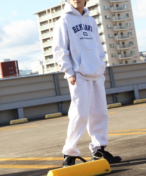 BEN DAVIS（ベンデイビス）の「【別注】【BEN DAVIS】COLLEGE LOGO HOODIE /カレッジロゴパーカー（パーカー・メンズ・ネイビー/オートミール/ワイン/チャコール/グリーン系・MEDIUM/LARGE/X-LARGE）」の19枚目の写真