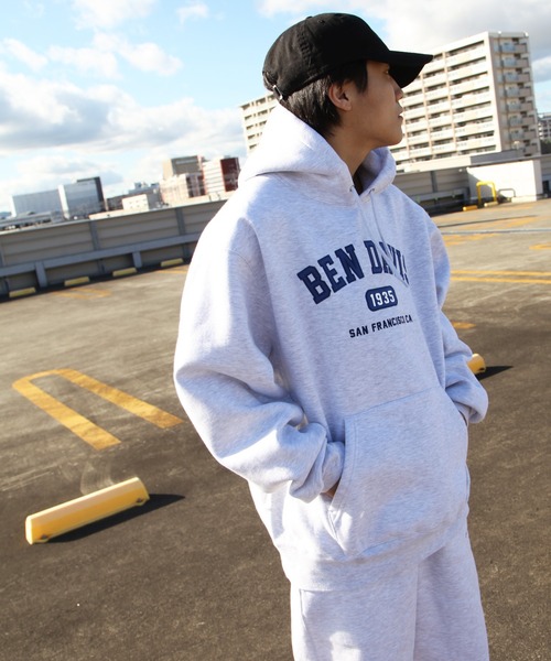 BEN DAVIS（ベンデイビス）の「【別注】【BEN DAVIS】COLLEGE LOGO HOODIE /カレッジロゴパーカー（パーカー・メンズ・ネイビー/オートミール/ワイン/チャコール/グリーン系・MEDIUM/LARGE/X-LARGE）」の16枚目の写真