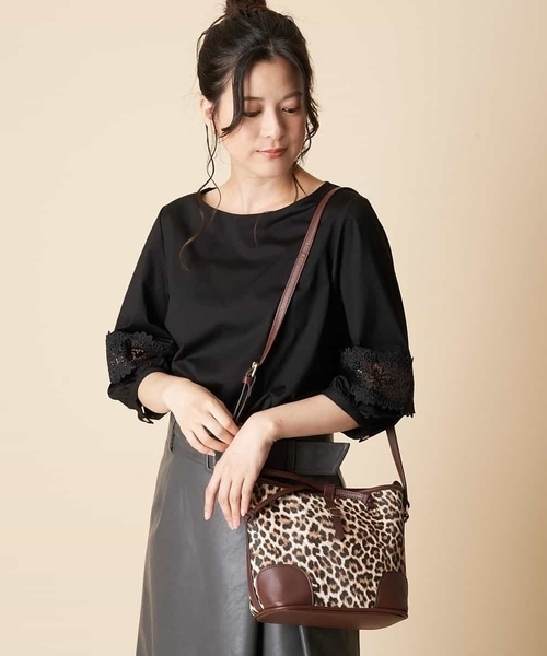 OFUON le MK(オフオンルエムケー)の「フェイクレザー ショルダー(ショルダーバッグ・レディース・ライトブラウン/ベージュ/ブラック・38)」の14枚目の写真