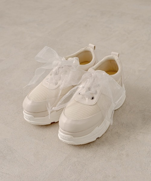 OLIVE des OLIVE（オリーブデオリーブ）の「オーガンリボンスニーカー（スニーカー・レディース・ブラック/オフホワイト・LARGE/MEDIUM）」の12枚目の写真