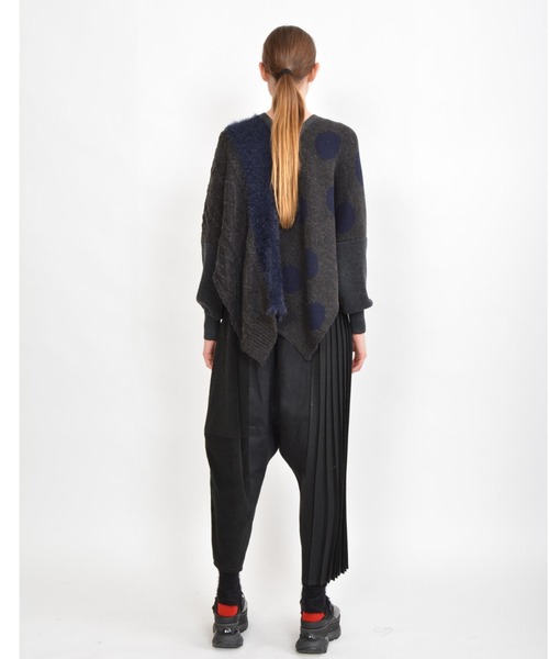 gomme（ゴム）の「ミックスニット　ポンチョプルオーバー（ポンチョ・レディース・ブラック/チャコールグレー・MEDIUM）」の12枚目の写真