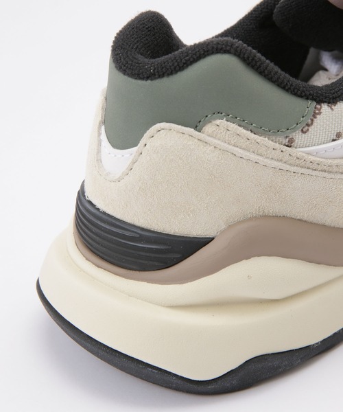 NEW BALANCE(ニューバランス)の「new balance/M5740(スニーカー・レディース・ベージュ・23.5/24.5/24/23)」の8枚目の写真