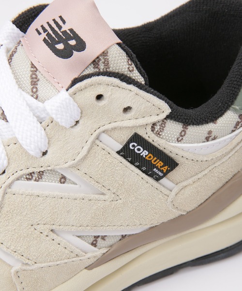 NEW BALANCE(ニューバランス)の「new balance/M5740(スニーカー・レディース・ベージュ・23.5/24.5/24/23)」の11枚目の写真