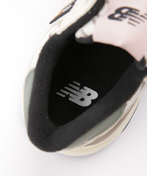 NEW BALANCE(ニューバランス)の「new balance/M5740(スニーカー・レディース・ベージュ・23.5/24.5/24/23)」の12枚目の写真