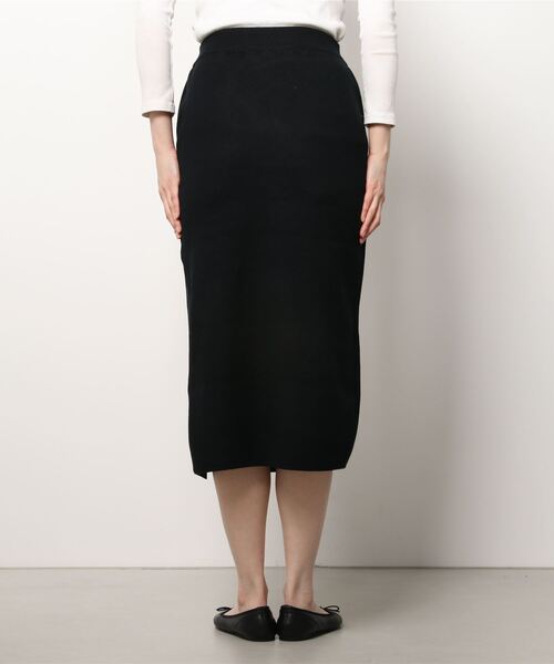 Figments（フィグメンツ）の「スリットニットスカート（スカート・レディース・ブラック/グレー・FREE）」の4枚目の写真