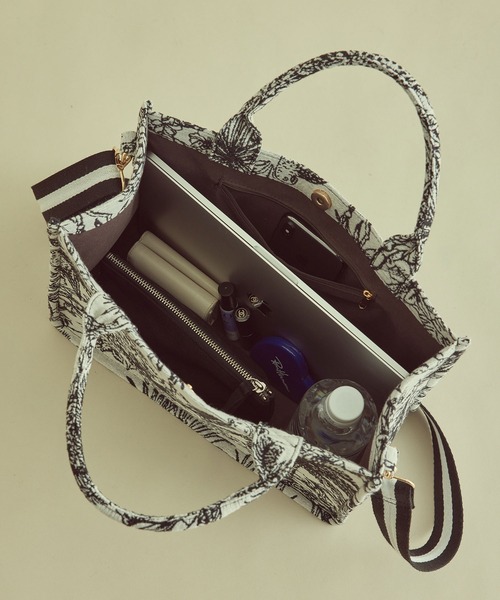 VIS(ビス)の「【新色追加】【A4対応】2WAYジャングル柄トートバッグ(トートバッグ・レディース・ブラック/ベージュ/ブルー/ダークブラウン/その他/ブラック系その他・FREE)」の14枚目の写真