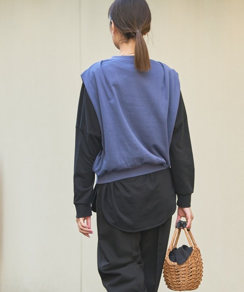 audrey and john wad（オードリーアンドジョンワッド）の「キーネックスウェットベスト  -洗濯機洗い可-（ベスト・レディース・ブラック/ダークブラウン/ダークブルー/ライトベージュ・FREE）」の21枚目の写真