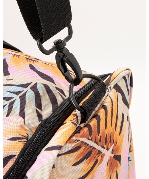 BILLABONG（ビラボン）の「【直営店限定】BILLABONG レディース WEEKENDER バッグ 【2022年春夏モデル】/ビラボン（ボストンバッグ・レディース・マルチ・FREE）」の9枚目の写真