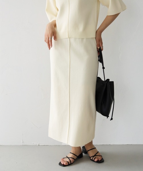 HER CLOSET（ハークローゼット）の「【shemoshelly】スウェットライクダンボールニットタイトスカート（スカート・レディース・ネイビー/オフホワイト/オレンジ/マスタード・M）」の2枚目の写真