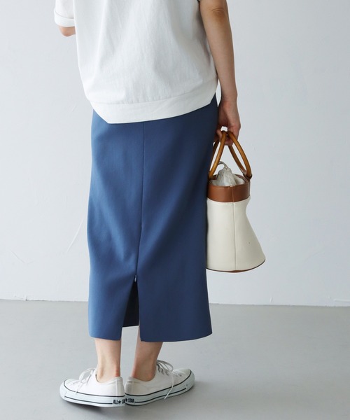 HER CLOSET（ハークローゼット）の「【shemoshelly】スウェットライクダンボールニットタイトスカート（スカート・レディース・ネイビー/オフホワイト/オレンジ/マスタード・M）」の16枚目の写真