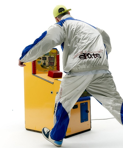 SCULPTOR（スカルプター）の「Motor Track Jacket/モータートラックジャケット（ジャージ・レディース・ブルー/ワインレッド/サンドベージュ・LARGE/MEDIUM）」の20枚目の写真