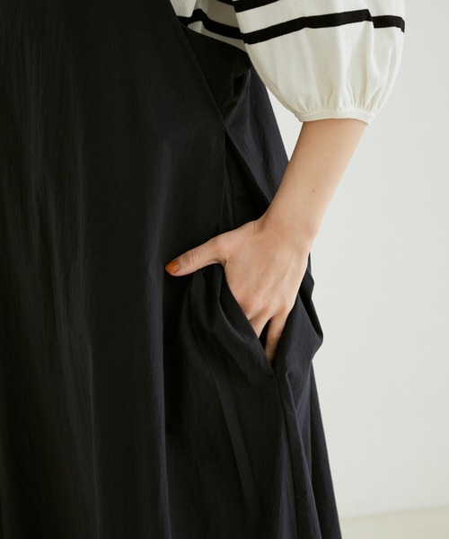 SALON adam et rope'（サロン アダム エ ロペ）の「バッククロススクエアネックキャミワンピース［MEDI Veil］【抗菌・消臭・UVケア】（ワンピース・レディース・ブラック/キャメル/ピンク・FREE）」の15枚目の写真