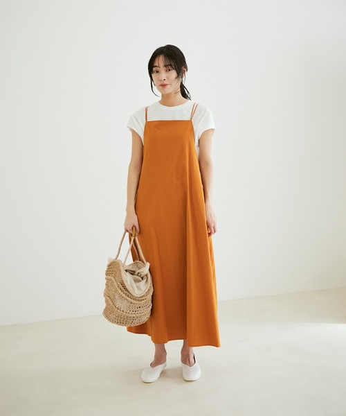 SALON adam et rope'（サロン アダム エ ロペ）の「バッククロススクエアネックキャミワンピース［MEDI Veil］【抗菌・消臭・UVケア】（ワンピース・レディース・ブラック/キャメル/ピンク・FREE）」の10枚目の写真