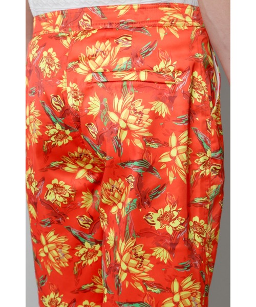 BLUE TORNADO（ブルートルネード）の「BLUE TORNADO∴フラワープリントショーツ（その他パンツ・メンズ・レッド・M/L）」の8枚目の写真