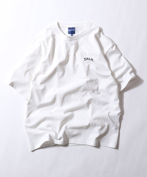 ZIP FIVE(ジップファイブ)の「【YALE】 カレッジロゴ プリント ビッグシルエット 綿100 半袖 Tシャツ(Tシャツ/カットソー・メンズ・ホワイト系/ネイビー系/アイボリー系/ネイビー/グレー系/ホワイト/チャコール/オートミール/ホワイト系1/グレー系1/アイボリー系1/ネイビー系1・X-LARGE/MEDIUM/LARGE)」の3枚目の写真