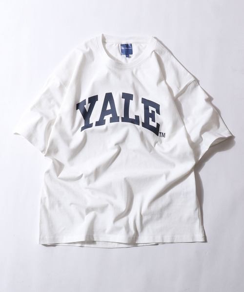 ZIP FIVE(ジップファイブ)の「【YALE】 カレッジロゴ プリント ビッグシルエット 綿100 半袖 Tシャツ(Tシャツ/カットソー・メンズ・ホワイト系/ネイビー系/アイボリー系/ネイビー/グレー系/ホワイト/チャコール/オートミール/ホワイト系1/グレー系1/アイボリー系1/ネイビー系1・X-LARGE/MEDIUM/LARGE)」の2枚目の写真
