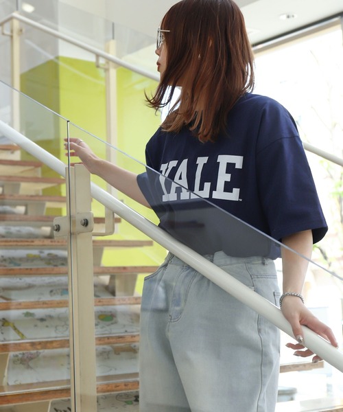 ZIP FIVE(ジップファイブ)の「【YALE】 カレッジロゴ プリント ビッグシルエット 綿100 半袖 Tシャツ(Tシャツ/カットソー・メンズ・ホワイト系/ネイビー系/アイボリー系/ネイビー/グレー系/ホワイト/チャコール/オートミール/ホワイト系1/グレー系1/アイボリー系1/ネイビー系1・X-LARGE/MEDIUM/LARGE)」の16枚目の写真