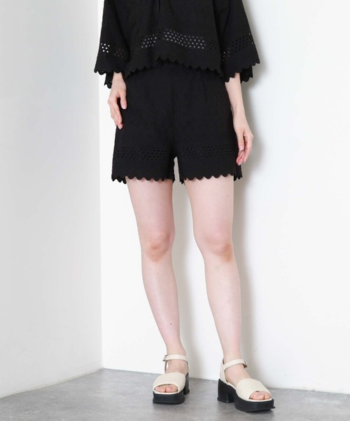 archives(アルシーヴ)の「【setup対応】カットワークショートパンツ(その他パンツ・レディース・ブラック/オフホワイト・MEDIUM)」の14枚目の写真