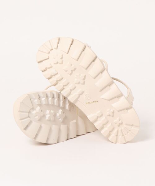 apres jour mignon（アプレジュールミニョン）の「シャークソールスポサン【ZOZOTOWN限定アイテム】（サンダル・レディース・アイボリー/ブラック・SMALL/LARGE/MEDIUM/X-LARGE）」の6枚目の写真