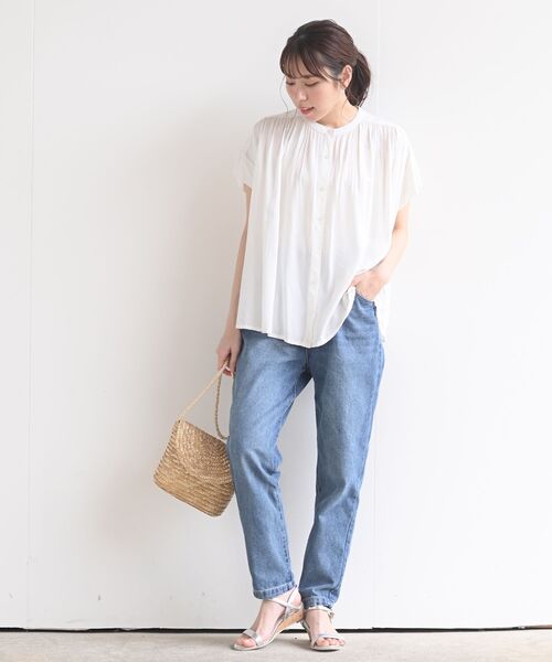 rps（アールピーエス）の「レーヨンバンドカラーギャザーブラウス（シャツ/ブラウス・レディース・ブラック/ダークグリーン/オフホワイト/ブルー/アイボリー/ホワイト系その他4/ホワイト系その他2・M/フリー）」の9枚目の写真