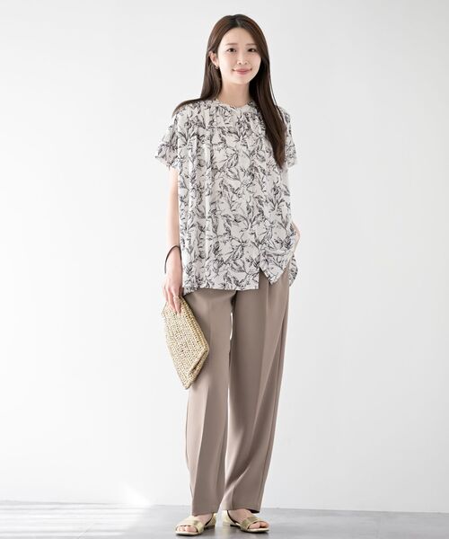 rps（アールピーエス）の「レーヨンバンドカラーギャザーブラウス（シャツ/ブラウス・レディース・ブラック/ダークグリーン/オフホワイト/ブルー/アイボリー/ホワイト系その他4/ホワイト系その他2・M/フリー）」の10枚目の写真