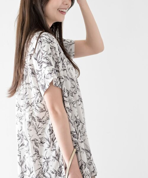 rps（アールピーエス）の「レーヨンバンドカラーギャザーブラウス（シャツ/ブラウス・レディース・ブラック/ダークグリーン/オフホワイト/ブルー/アイボリー/ホワイト系その他4/ホワイト系その他2・M/フリー）」の15枚目の写真