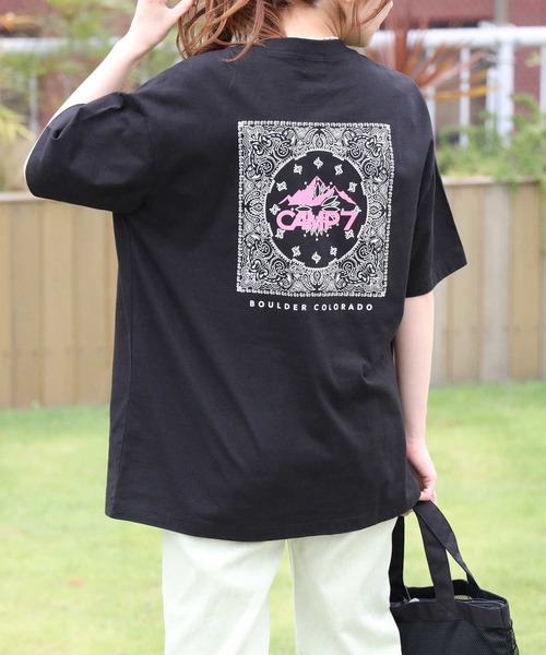 CAMP7（キャンプセブン）の「【CAMP7】バンダナプリントＴシャツ（Tシャツ/カットソー・レディース・ホワイト/ブラック/オレンジ・M/L）」の3枚目の写真