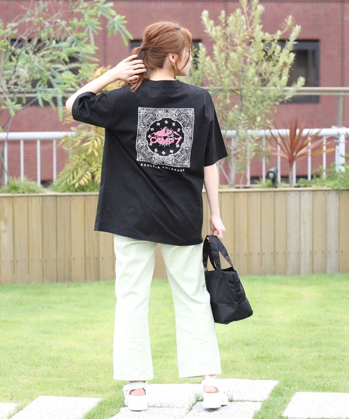 CAMP7（キャンプセブン）の「【CAMP7】バンダナプリントＴシャツ（Tシャツ/カットソー・レディース・ホワイト/ブラック/オレンジ・M/L）」の9枚目の写真