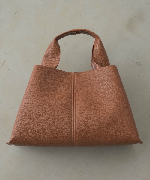 NEUNA(ヌナ)の「【軽量なのに大容量!!!】ソフトレザーバッグ(ハンドバッグ・レディース・アイボリー/ブラック/ブラウン・FREE)」の4枚目の写真