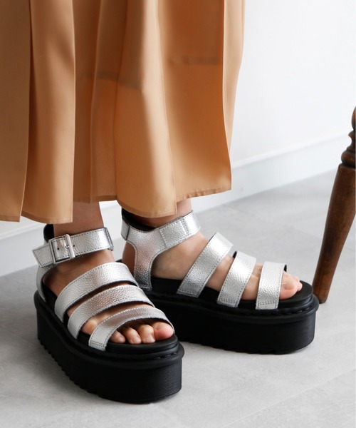 And A(アンドエー)の「Dr.Martens ドクターマーチン / Blaire Quad ブレアー クアッド 厚底レザーストラップサンダル / 30715058(サンダル・レディース・シルバー・23cm/24cm)」の16枚目の写真