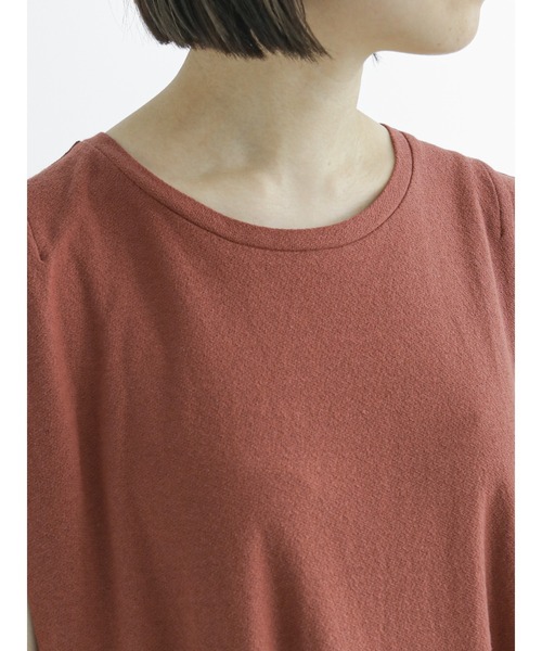 Samansa Mos2 blue（サマンサモスモスブルー）の「肩タックサイドスリットワンピース（ワンピース・レディース・レッド/カーキ/ブラック・ﾌﾘ-）」の14枚目の写真