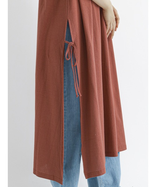 Samansa Mos2 blue（サマンサモスモスブルー）の「肩タックサイドスリットワンピース（ワンピース・レディース・レッド/カーキ/ブラック・ﾌﾘ-）」の17枚目の写真