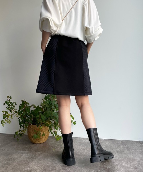 DouDou（ドゥドゥ）の「キルト切替メルトンミニスカート（スカート・レディース・ブラック/ベージュ/モカ・FREE）」の5枚目の写真