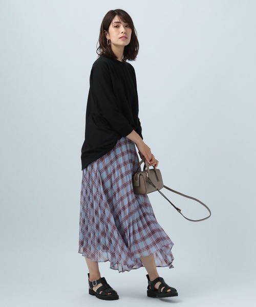 BAYFLOW(ベイフロー)の「ガラムジプリーツスカート(スカート・レディース・ライトグレー/ブラック/グリーン/ブルー・SMALL/MEDIUM)」の15枚目の写真