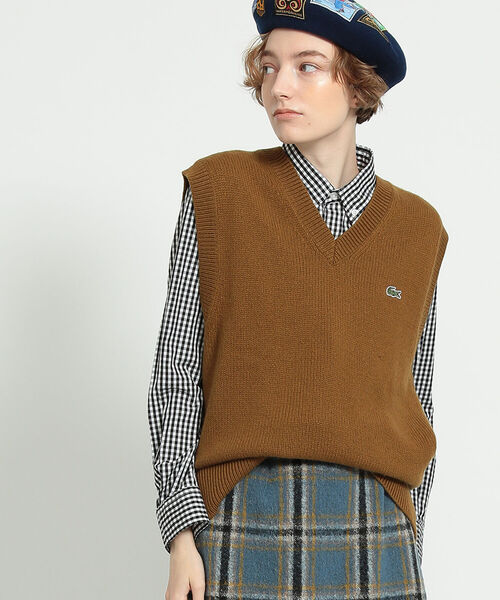 BEAMS BOY(ビームスボーイ)の「LACOSTE for BEAMS BOY / 別注 Vネック ニットベスト(ベスト・レディース・グレー/ブラウン/ネイビー・FREE)」の22枚目の写真