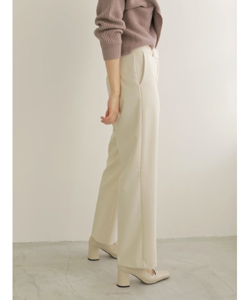 ACYM(アシーム)の「Moody color スラックス(スラックス・レディース・ベージュ/アイボリー・SMALL/MEDIUM)」の4枚目の写真