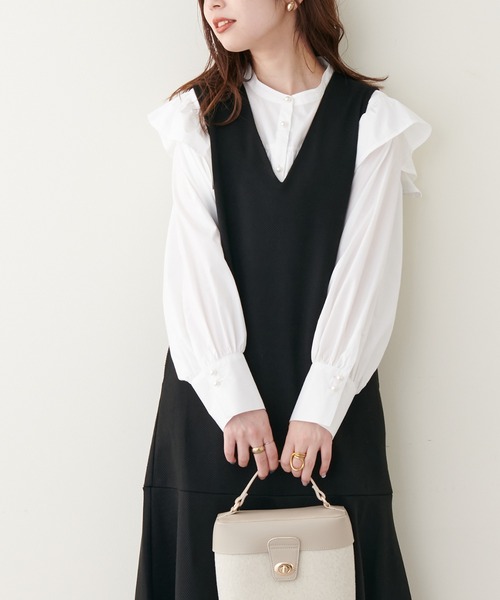 natural couture(ナチュラルクチュール)の「ヨークフリル細ヒモリボンブラウス(シャツ/ブラウス・レディース・ブラック/ドット/ストライプ/オフホワイト・FREE)」の14枚目の写真