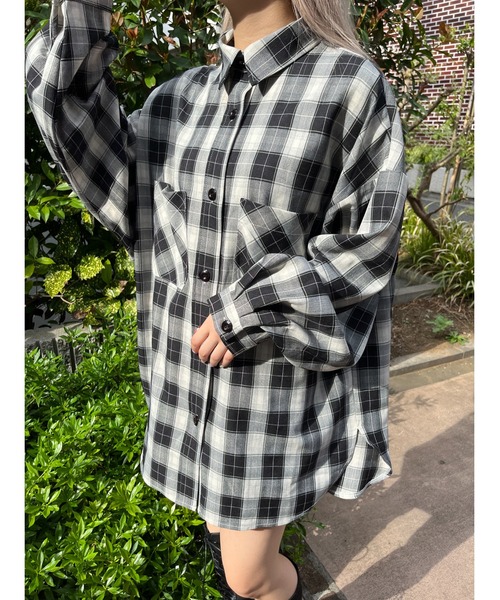 WC(ダブル シー)の「チェックビッグシャツ(シャツ/ブラウス・レディース・ブラック/ブラウン/ブルー/グリーン・FREE)」の10枚目の写真