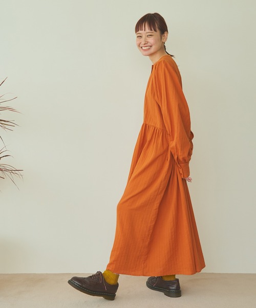 Crisp（クリスプ）の「ドビーストライプシャツワンピース（シャツワンピース・レディース・オレンジ/ホワイト/カーキ・FREE）」の8枚目の写真